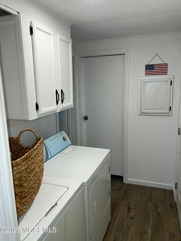 5 Pine Cone Lane, Manahawkin, NJ 08050