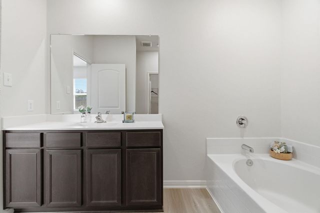 10642 Lost Maples Drive, Cleveland, TX 77328