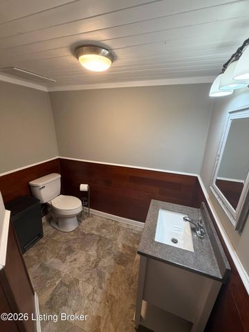 4404 Charlotte Ann Dr, Louisville, KY 40216