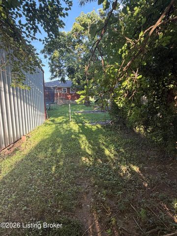 4404 Charlotte Ann Dr, Louisville, KY 40216