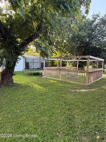 4404 Charlotte Ann Dr, Louisville, KY 40216