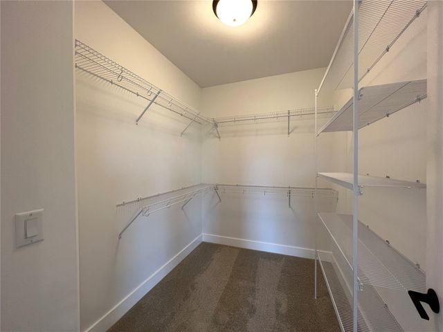 20 S Seven Oaks Road, North Liberty, IA 52317