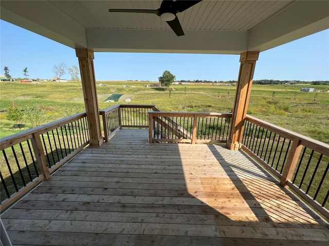 20 S Seven Oaks Road, North Liberty, IA 52317