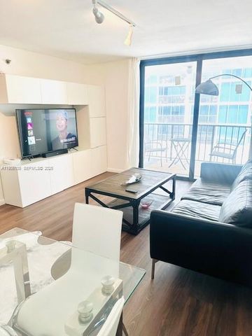 2625 Collins Ave 415, Miami Beach, FL 33140