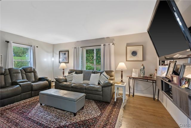 106 Edgeworth Avenue, Geddes, NY 13219