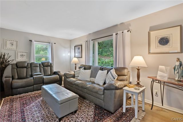 106 Edgeworth Avenue, Geddes, NY 13219