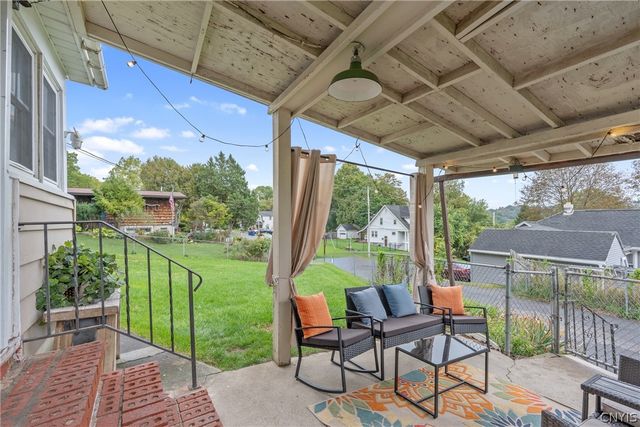 106 Edgeworth Avenue, Geddes, NY 13219