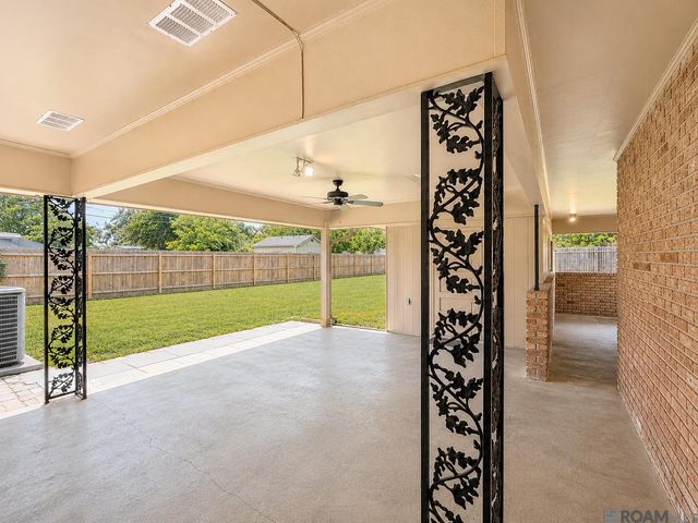 9967 Bunting Dr, Baton Rouge, LA 70809