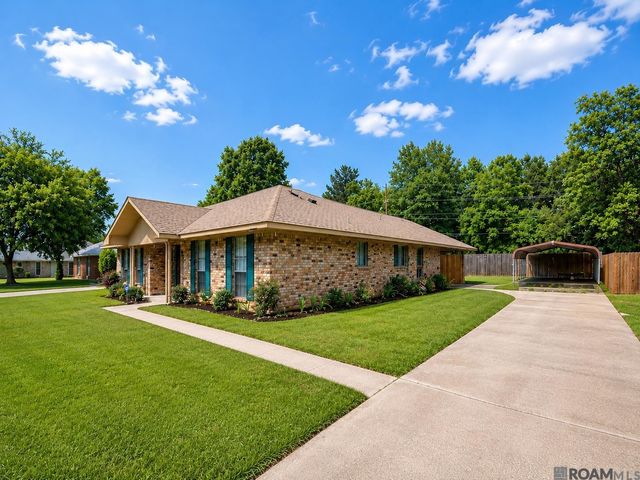9967 Bunting Dr, Baton Rouge, LA 70809