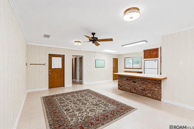9967 Bunting Dr, Baton Rouge, LA 70809