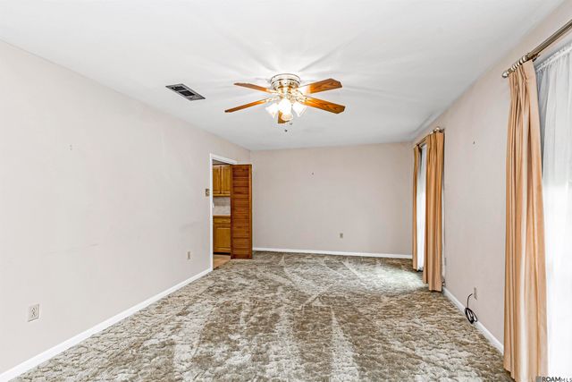 9967 Bunting Dr, Baton Rouge, LA 70809
