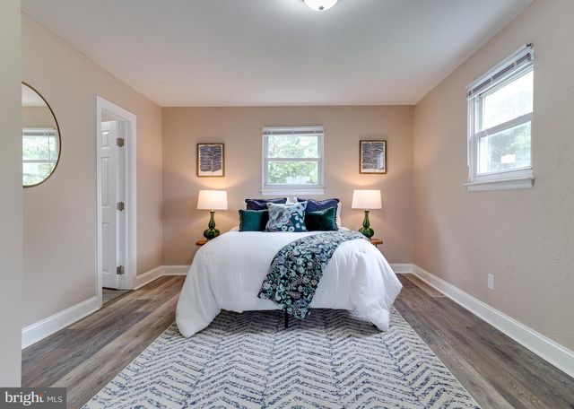 605 4TH AVE, Lindenwold, NJ 08021