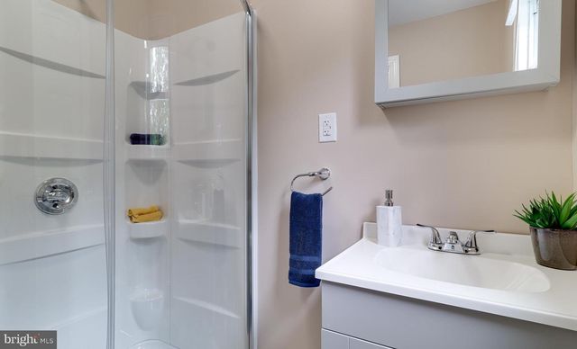 605 4TH AVE, Lindenwold, NJ 08021