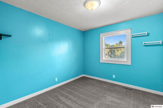 2210 Avenue C, Plattsmouth, NE 68048