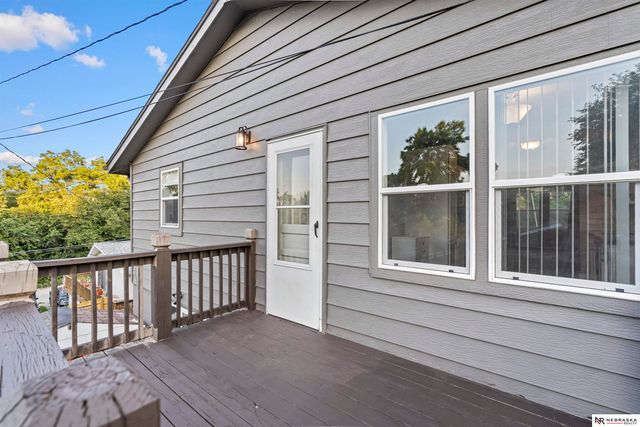 2210 Avenue C, Plattsmouth, NE 68048