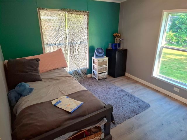 931 W Barney Avenue, Muskegon, MI 49441