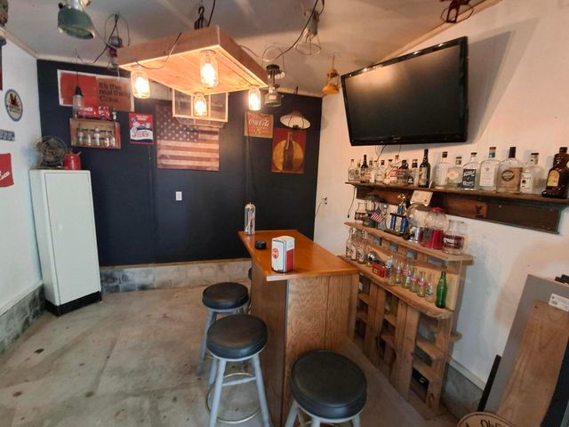 931 W Barney Avenue, Muskegon, MI 49441