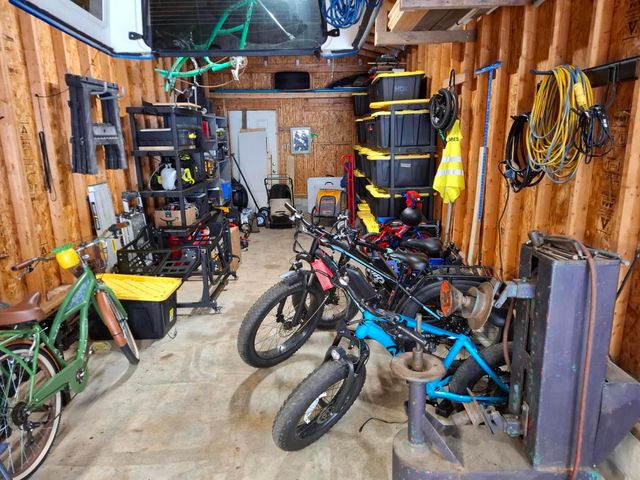 931 W Barney Avenue, Muskegon, MI 49441