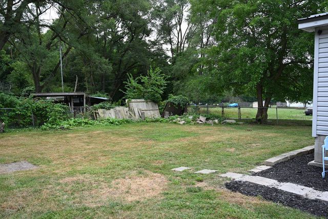 931 W Barney Avenue, Muskegon, MI 49441