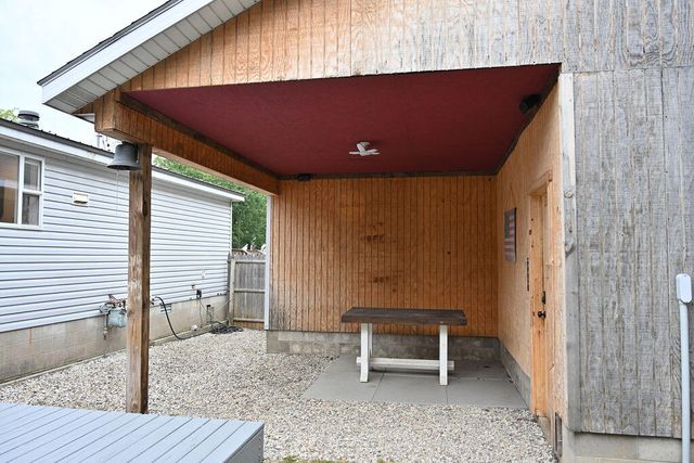 931 W Barney Avenue, Muskegon, MI 49441