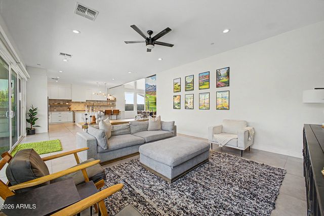 6730 E 1ST Avenue, Scottsdale, AZ 85251