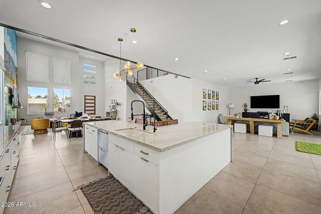 6730 E 1ST Avenue, Scottsdale, AZ 85251