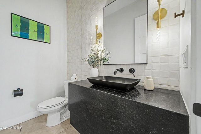 6730 E 1ST Avenue, Scottsdale, AZ 85251