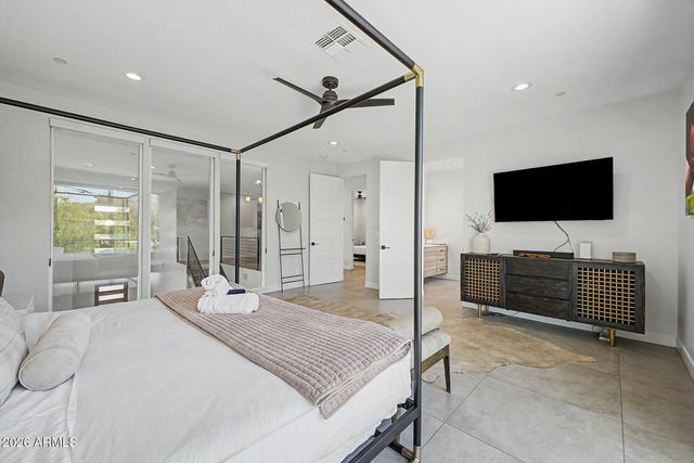 6730 E 1ST Avenue, Scottsdale, AZ 85251