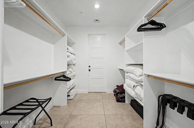 6730 E 1ST Avenue, Scottsdale, AZ 85251