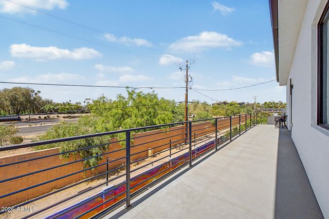 6730 E 1ST Avenue, Scottsdale, AZ 85251