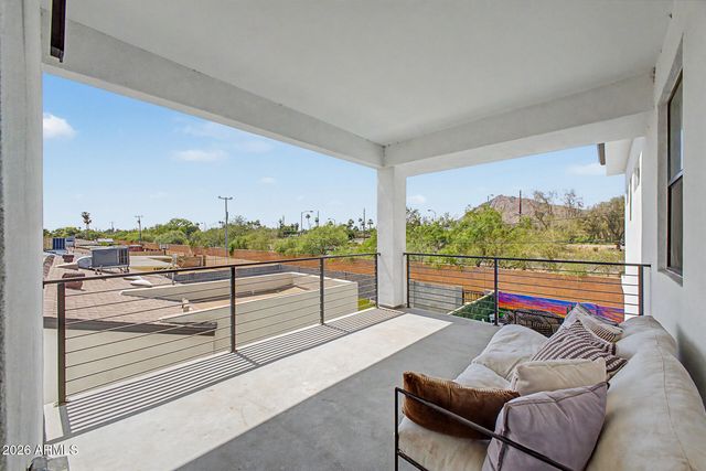 6730 E 1ST Avenue, Scottsdale, AZ 85251