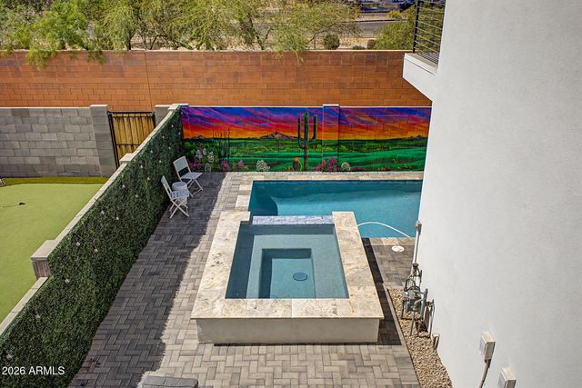 6730 E 1ST Avenue, Scottsdale, AZ 85251