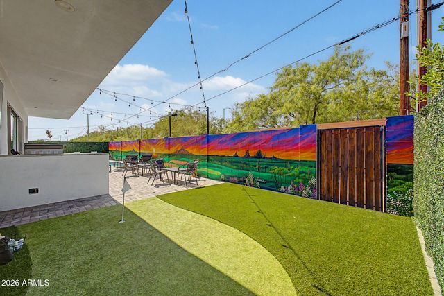 6730 E 1ST Avenue, Scottsdale, AZ 85251