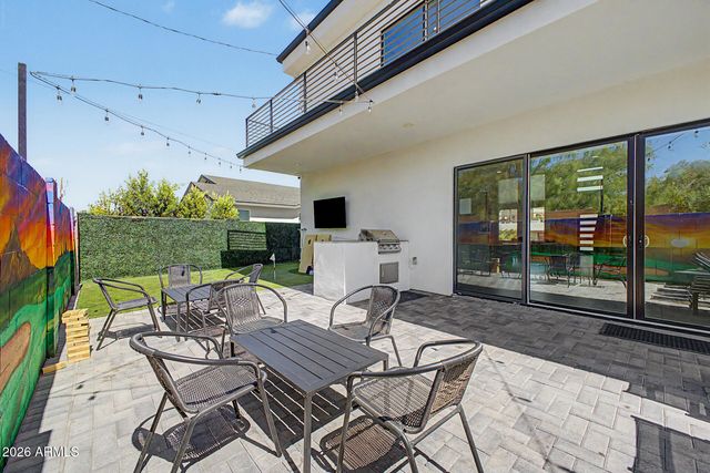 6730 E 1ST Avenue, Scottsdale, AZ 85251