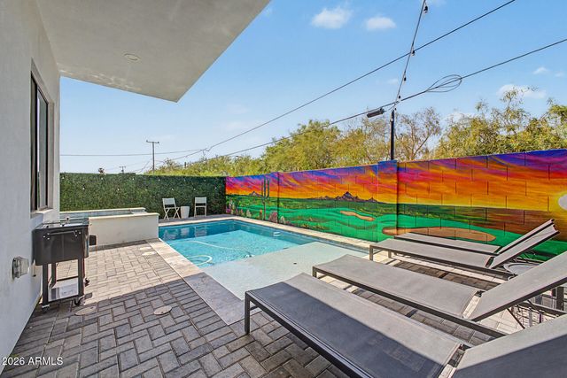 6730 E 1ST Avenue, Scottsdale, AZ 85251