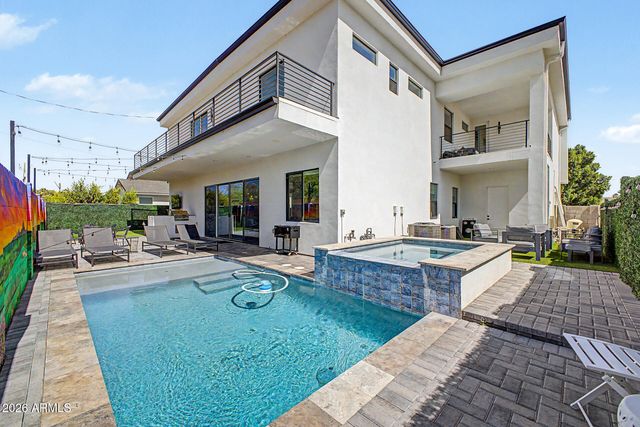 6730 E 1ST Avenue, Scottsdale, AZ 85251