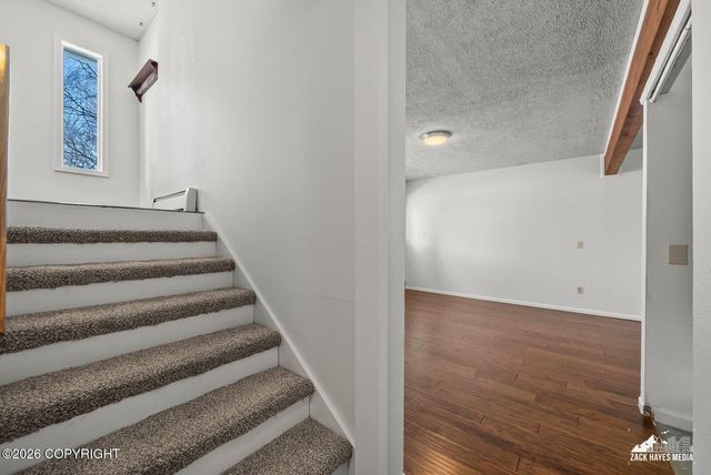 5810 College Drive, Anchorage, AK 99504