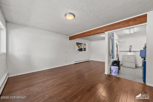 5810 College Drive, Anchorage, AK 99504