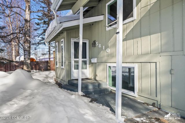 5810 College Drive, Anchorage, AK 99504