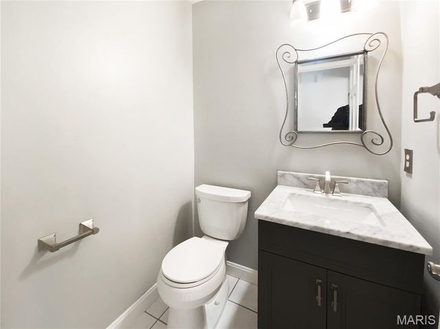 15751 Heathercroft Drive, Chesterfield, MO 63017