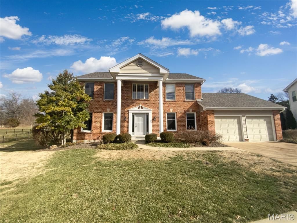 15751 Heathercroft Drive, Chesterfield, MO 63017