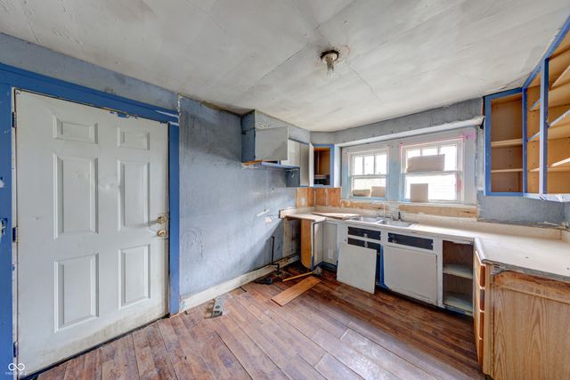 841 S Pershing Avenue, Indianapolis, IN 46221