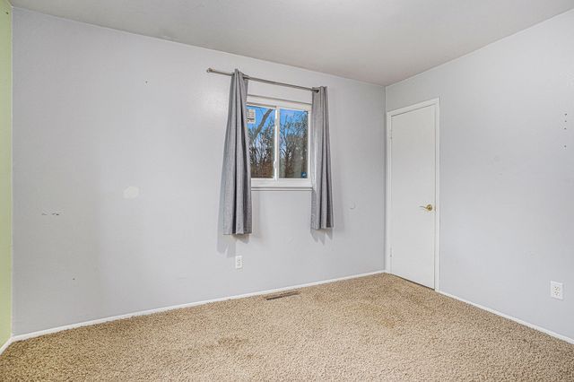 897 N Washington Avenue N, Battle Creek, MI 49037