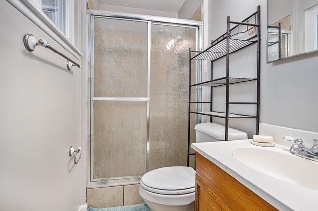 897 N Washington Avenue N, Battle Creek, MI 49037