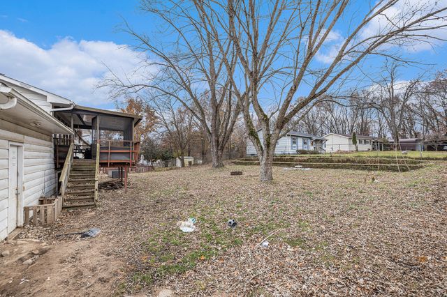 897 N Washington Avenue N, Battle Creek, MI 49037