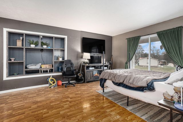 897 N Washington Avenue N, Battle Creek, MI 49037