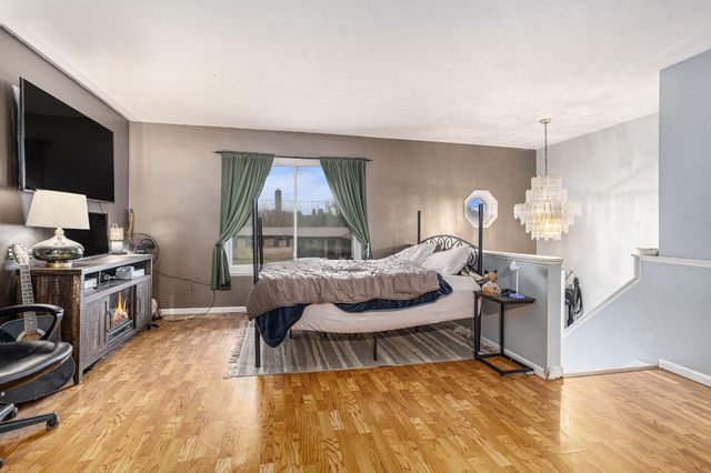 897 N Washington Avenue N, Battle Creek, MI 49037