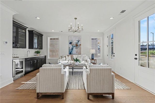 650 Mayfair Court, Alpharetta, GA 30009