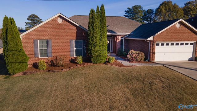 105 Bridge Crest Drive, Harvest, AL 35749