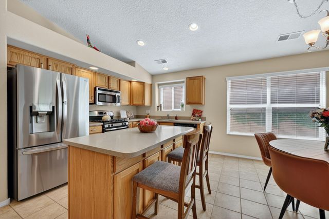 2605 Cerro Chafo Road SE, Rio Rancho, NM 87124